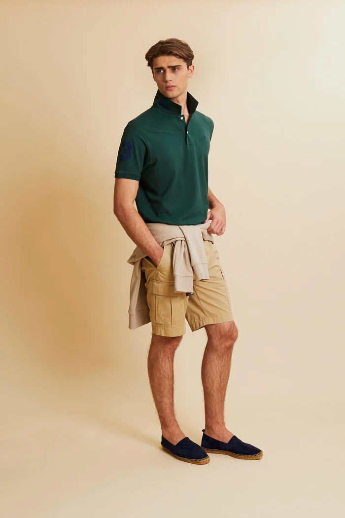 Polo de piqué elástico para hombre de La Martina con número en la manga | Verde pino