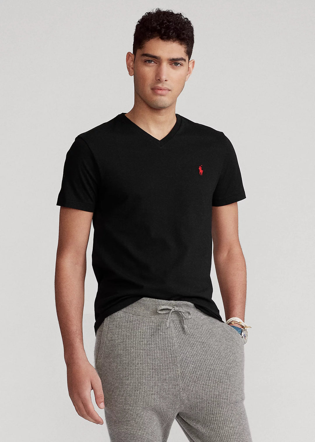 Ralph Lauren Custom-Slim-Fit Jersey-T-Shirt mit V-Ausschnitt: Schwarz – Produktansicht