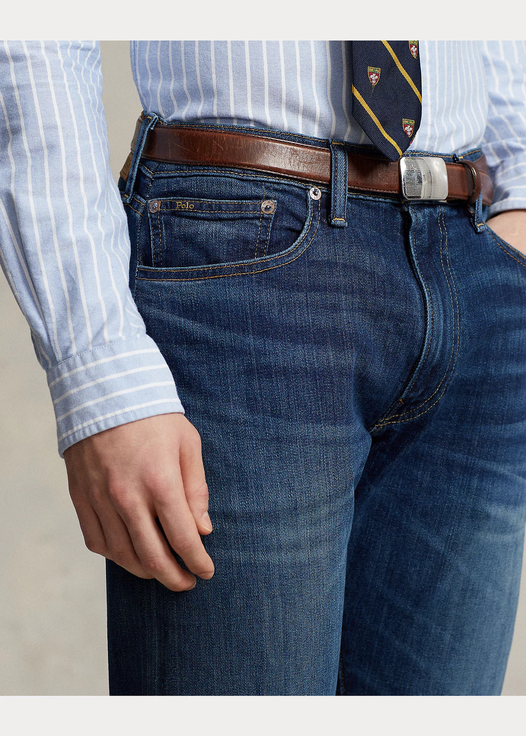 Ralph Lauren Parkside Active Taper Stretch-Jeans: Warrenton Stretch – Lifestyle-Ansicht