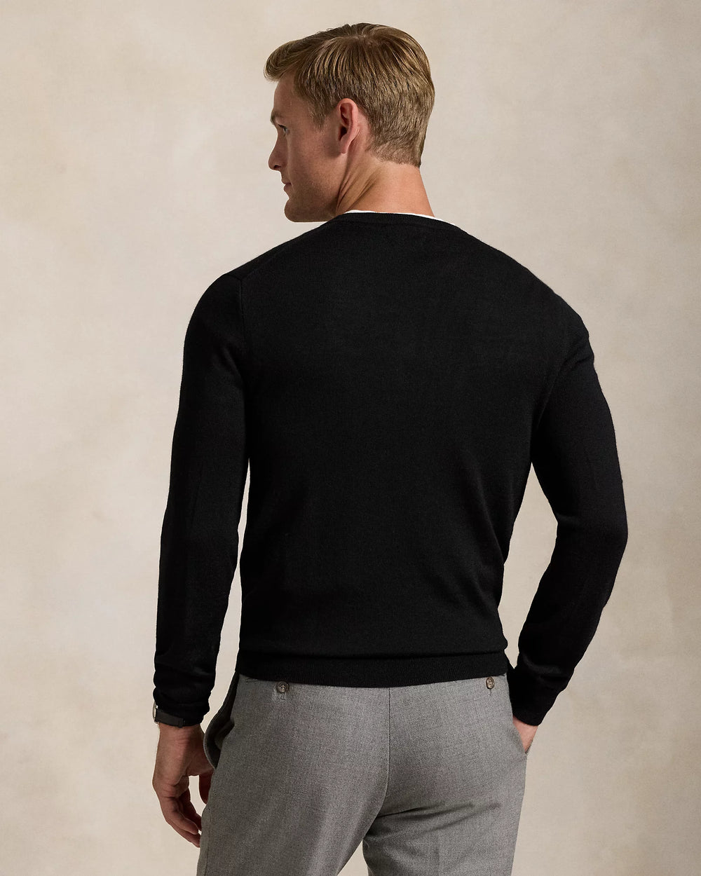 Ralph Lauren Slim-Fit Pullover aus waschbarer Wolle mit Rundhalsausschnitt: Schwarz – alternative Ansicht