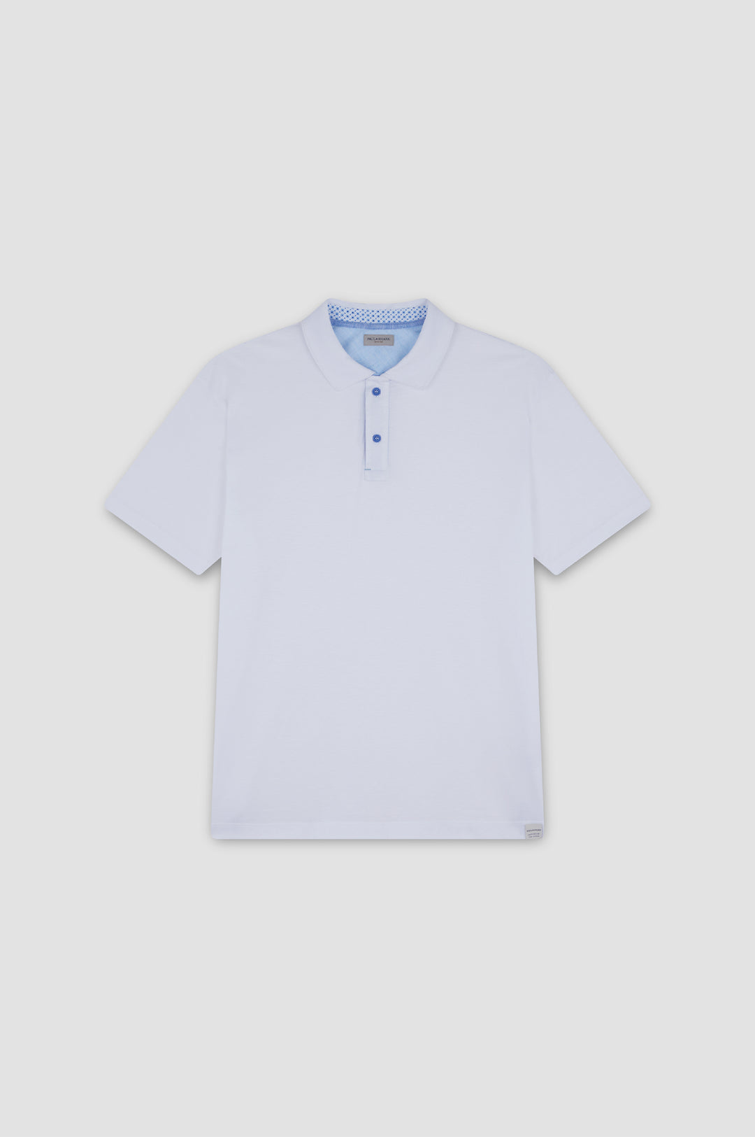Paul &amp; Shark Riviera Linen Details XSoft Baumwoll-Poloshirt: Weiß – Lifestyle-Ansicht