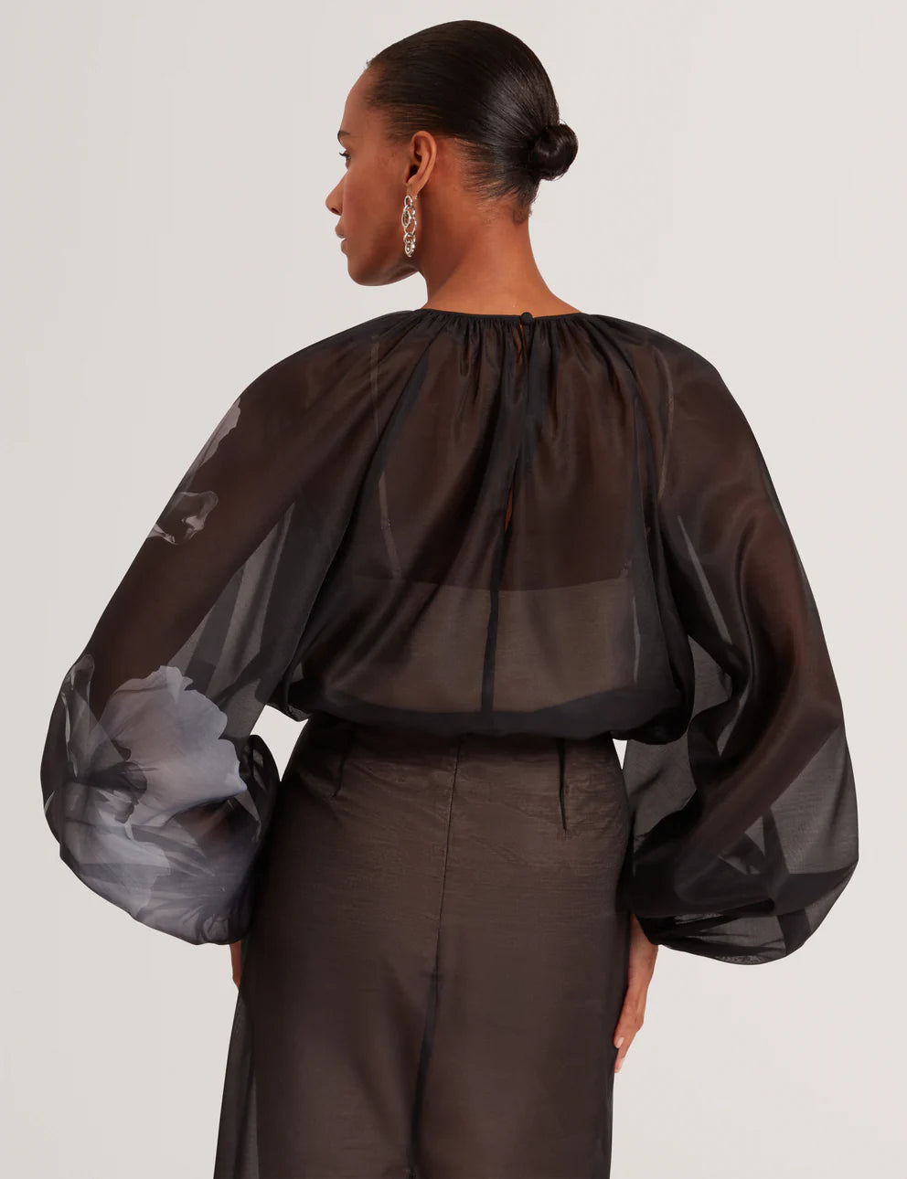 Camicetta Ted Baker Plaaza con maniche a sbuffo e rivestimento in – vista alternativa