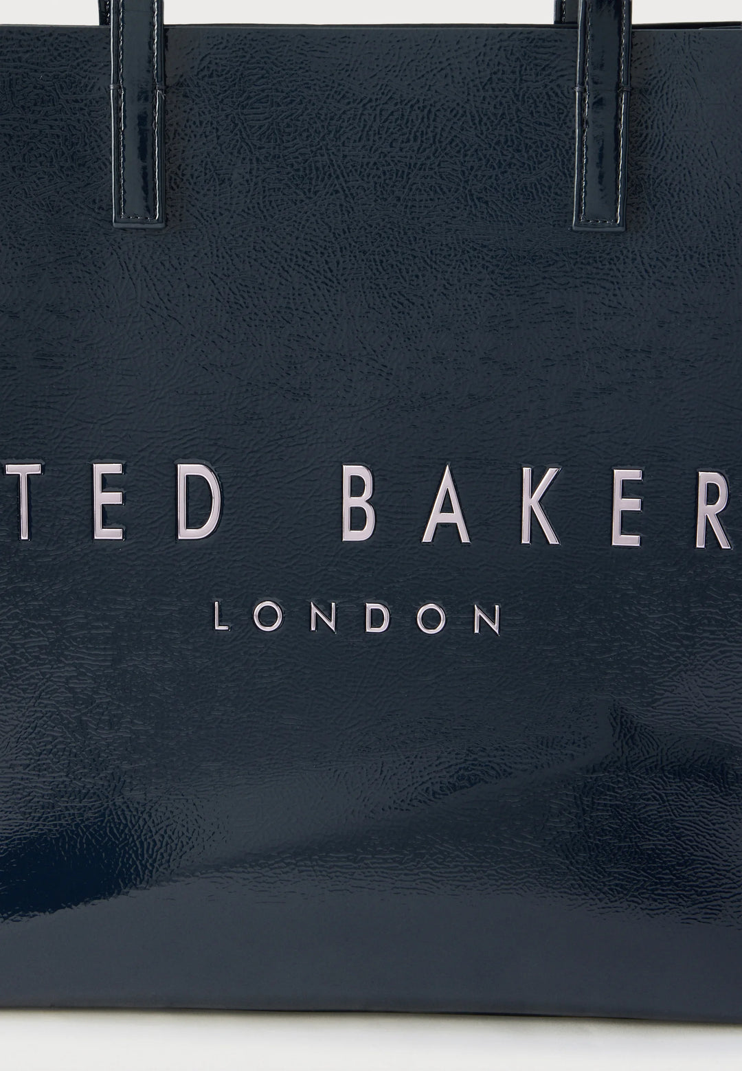 Ted Baker Camryyn 大号印花褶皱标志手袋，海军蓝 – 其他角度
