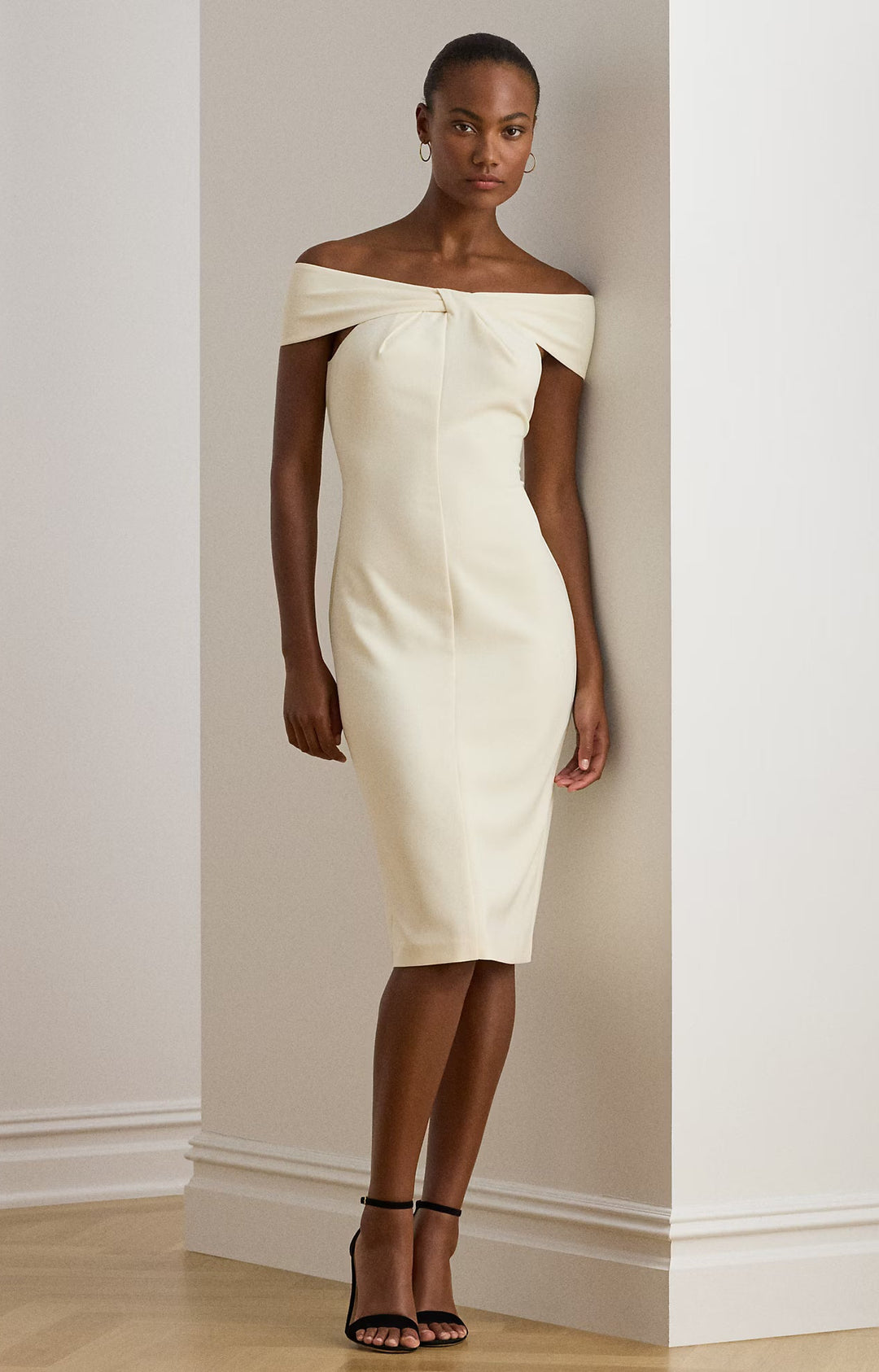 Robe de cocktail en crêpe à encolure croisée Lauren Ralph: Crème