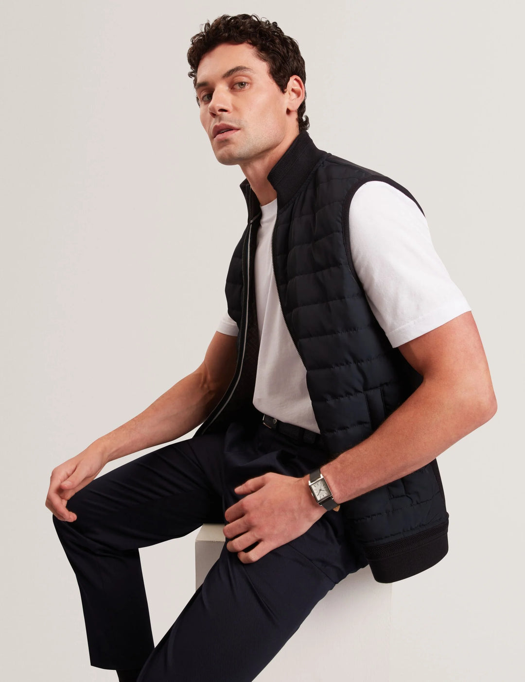 Gilet zippé à col cheminée et devant matelassé Ted: Bleu marine – autre vue