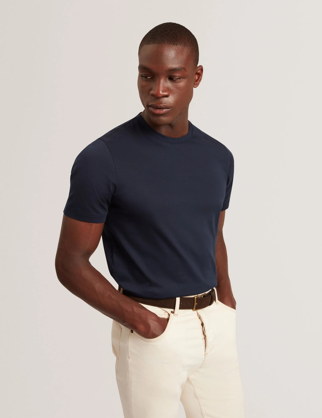 Μπλούζα Ted Baker Konrad με στρογγυλό λαιμό και: Μπλε ναυτικό
