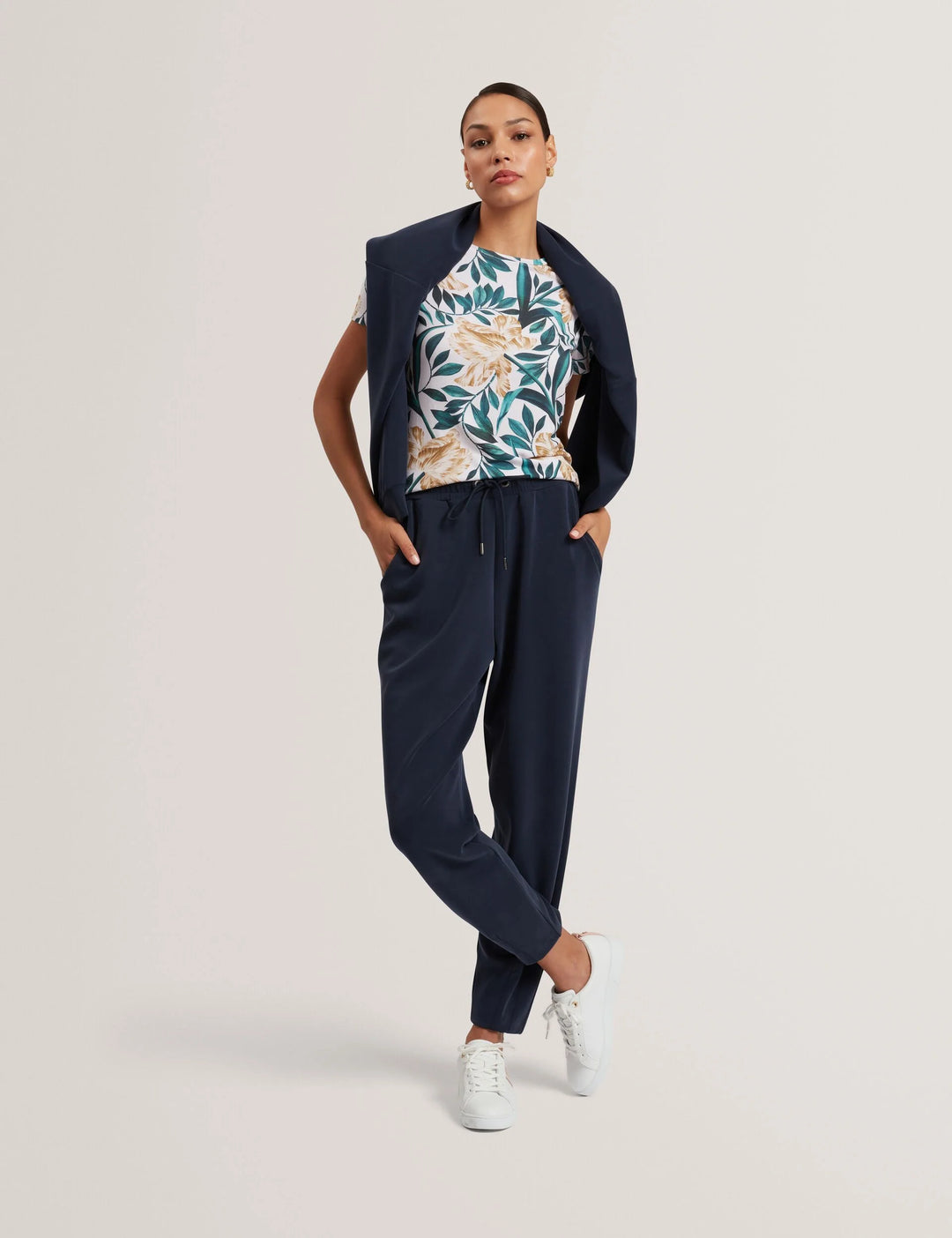 Ted Baker 郁金香印花修身短袖T恤，米色 – 其他角度