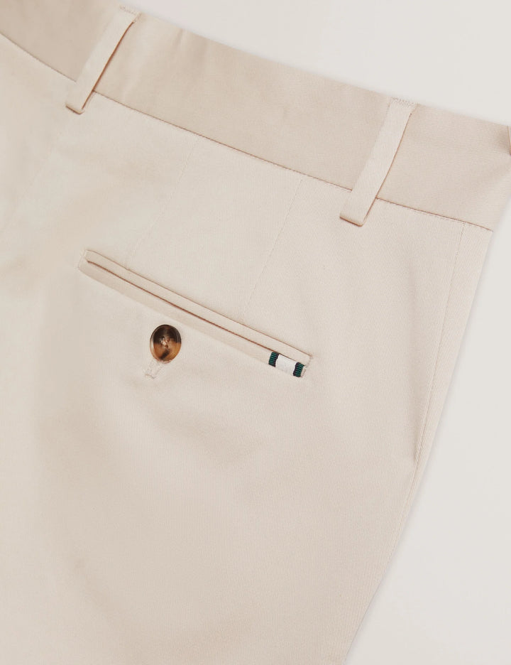 Σορτς Ted Baker Loweton από ελαστικό βαμβακερό ύφασμα με: Εκρού – εναλλακτική όψη