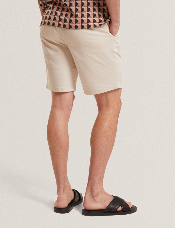Σορτς Ted Baker Loweton από ελαστικό βαμβακερό ύφασμα με: Εκρού – εναλλακτική όψη