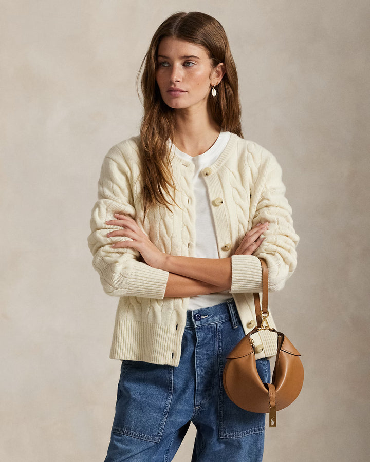 Ralph Lauren سترة صوف وكشمير محبوكة بضفائر: كريمي – عرض بديل