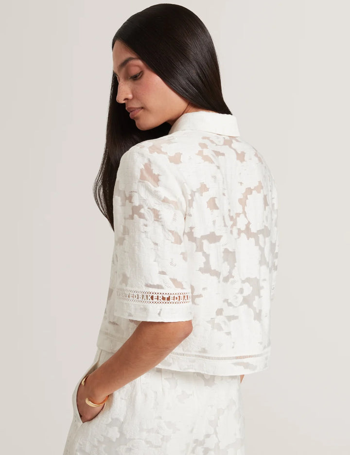Ted Baker Khayt قميص Boxy محكم الملمس | أبيض – عرض بديل 2