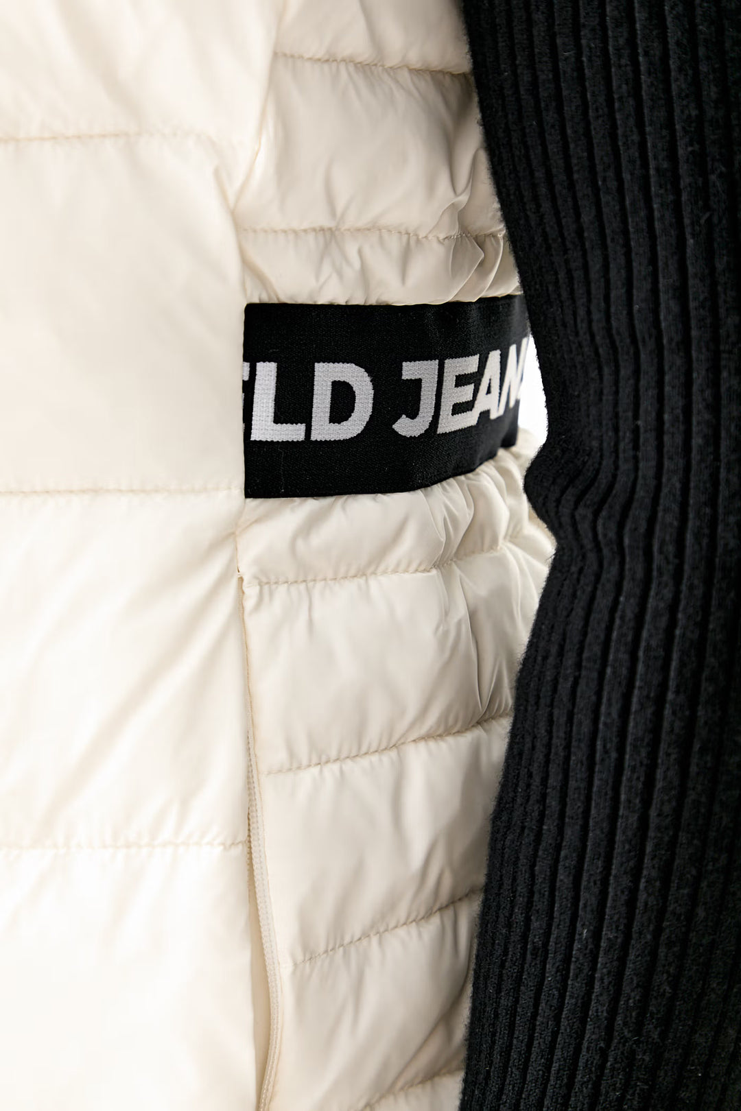 Karl Lagerfeld Gilet Femme Léger Matelassé Logo – Egret – vue alternative 4