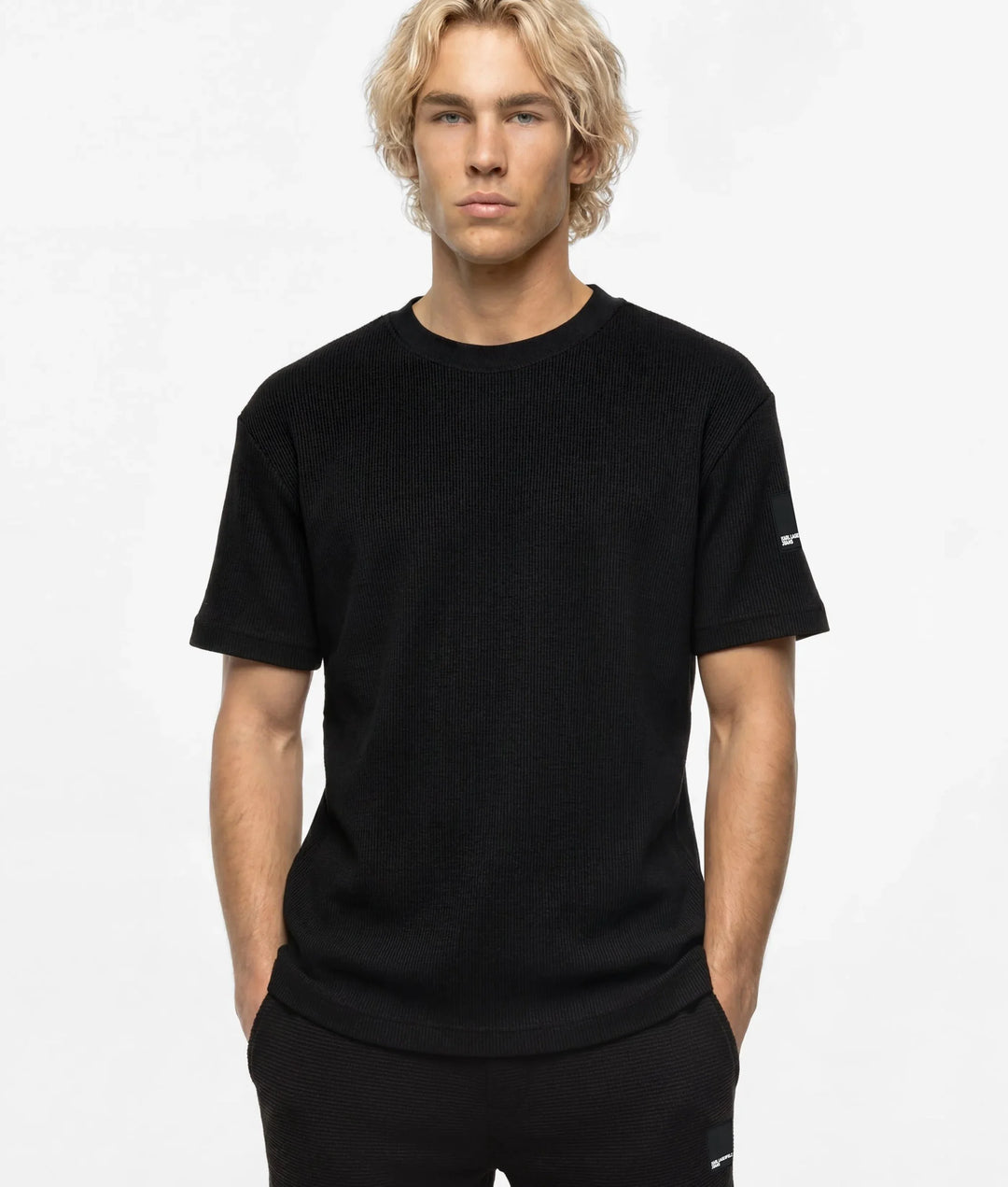 Karl Lagerfeld ανδρικό Waffle Box Logo T-shirt Κανονική Γραμμή σε Μαύρο – εναλλακτική όψη 5