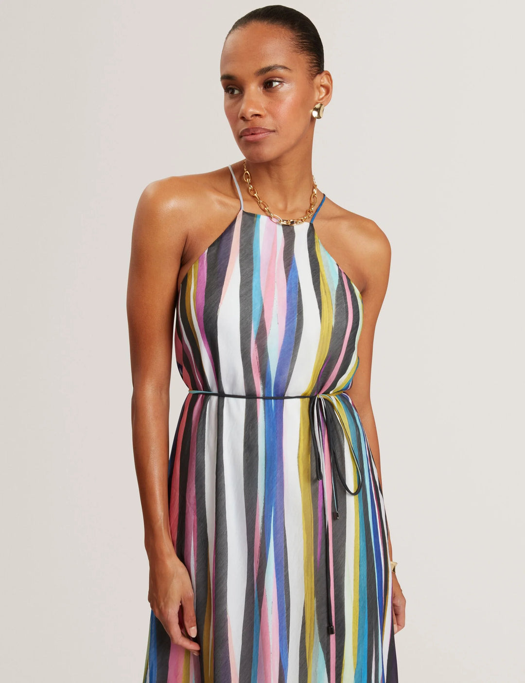 Vestido midi con cuello halter y rayas onduladas de Ted Baker | Multicolor
