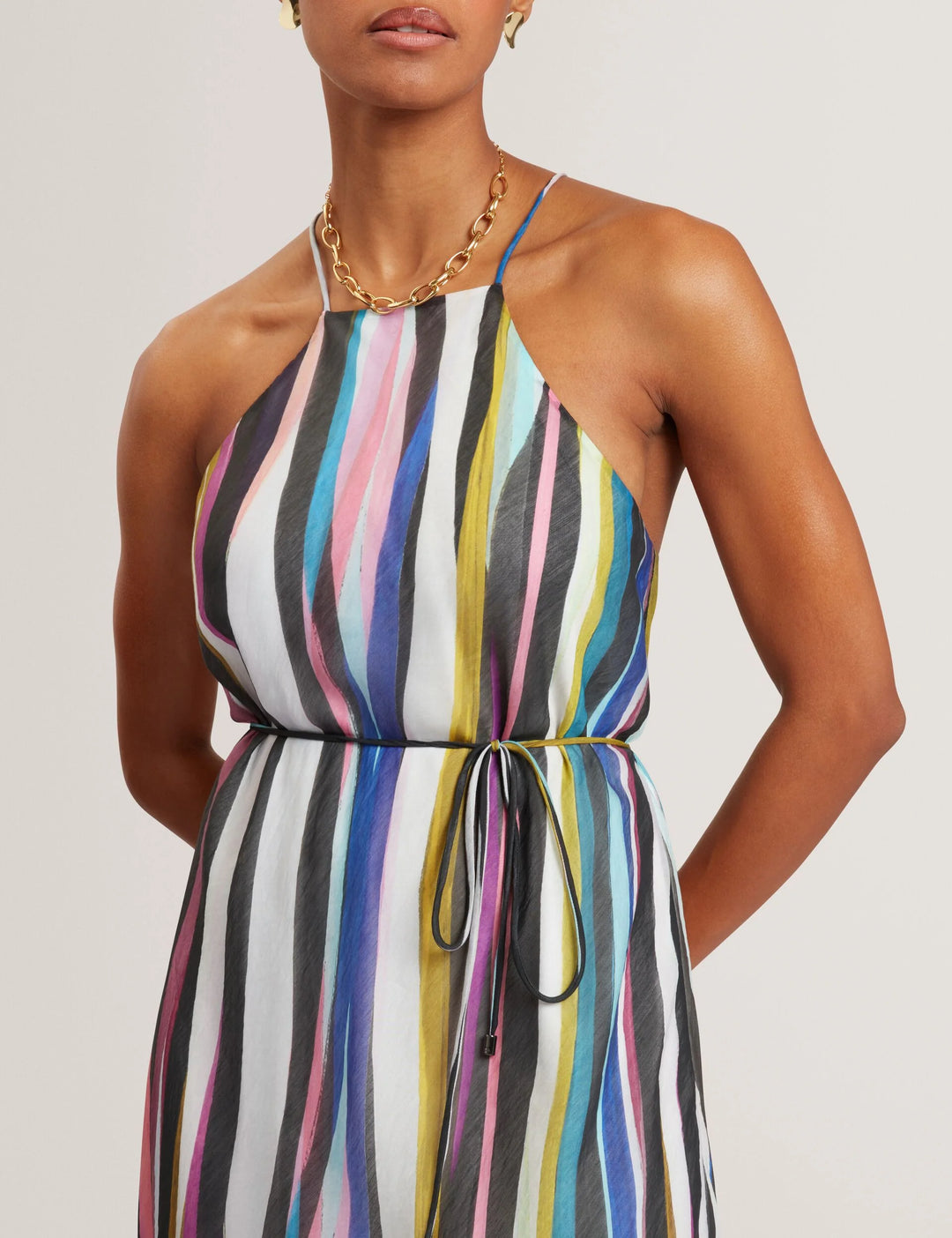 Vestido midi con cuello halter y rayas onduladas de Ted Baker | Multicolor