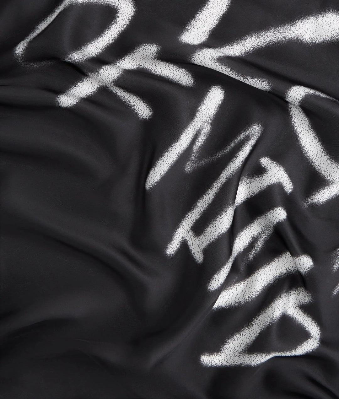 Karl Lagerfeld Karl Quote Large Bandana | Black