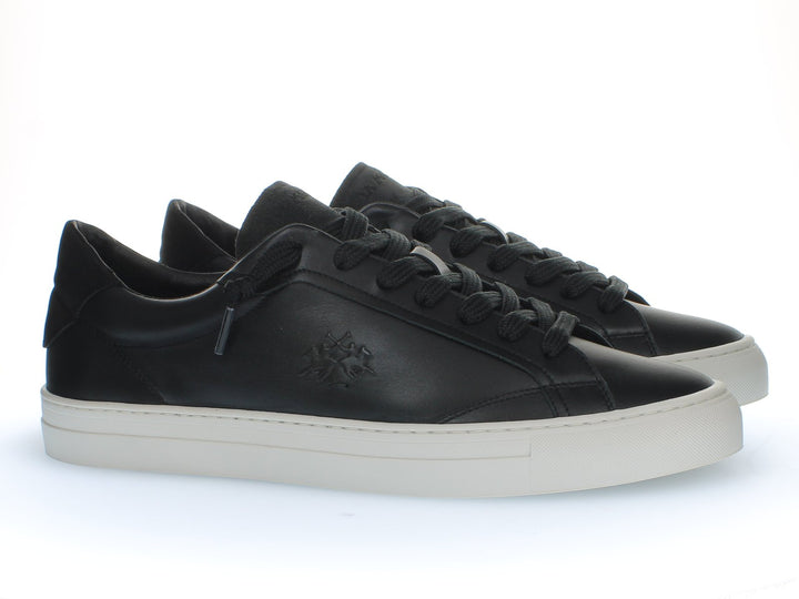 Zapatillas bajas La Martina LFM262001-1B011 de piel negra con suelas blancas, vista lateral