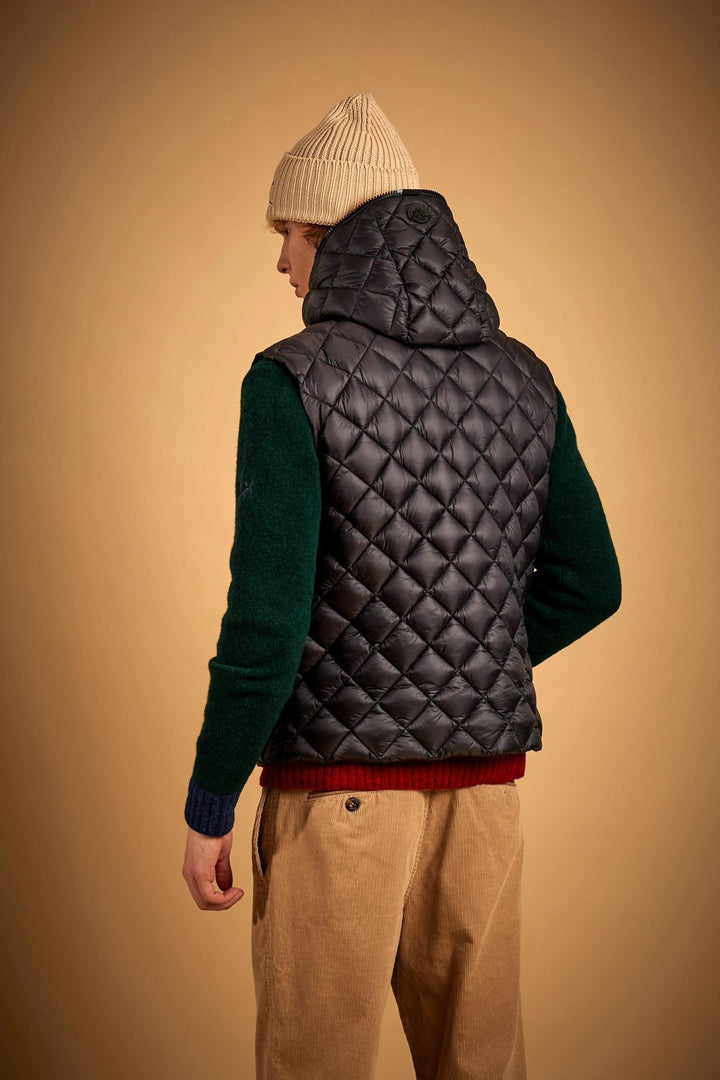 La Martina MBO014-PA012 in black, model back view