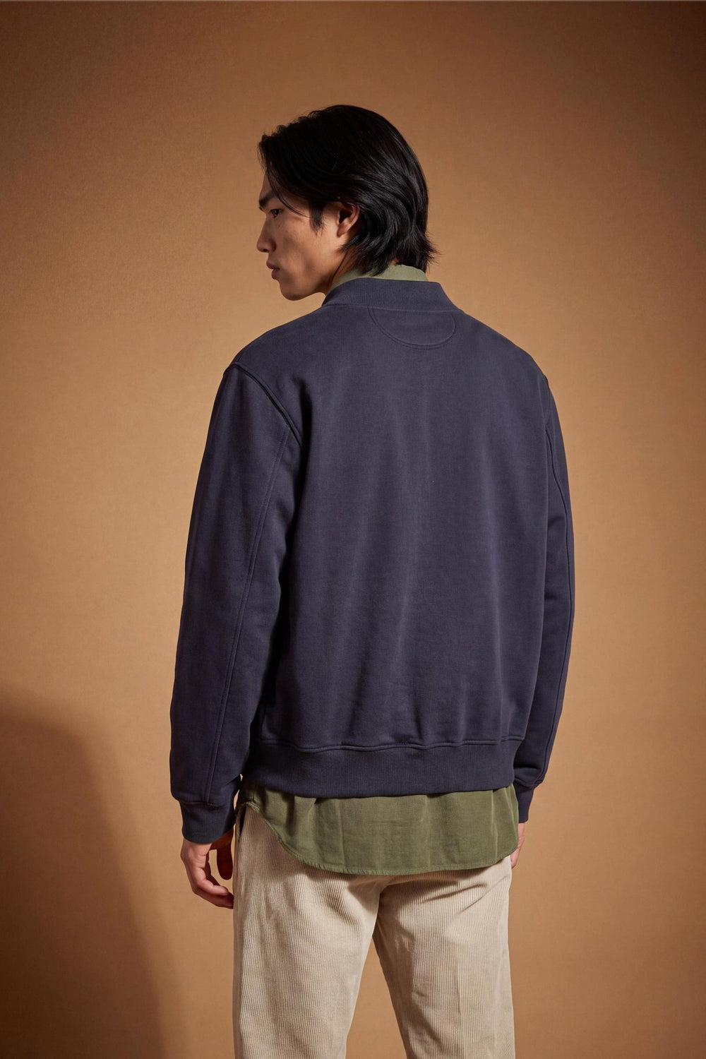 La Martina MDF004-FP564, Marineblau, Rückansicht am Model