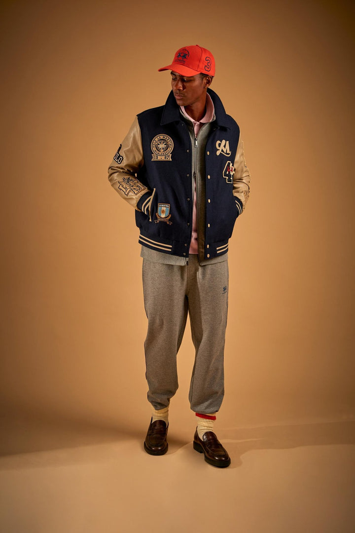 La Martina MDO300-FT054, NAVY BLAZER/SHEER BL, Ganzkörperansicht am Model