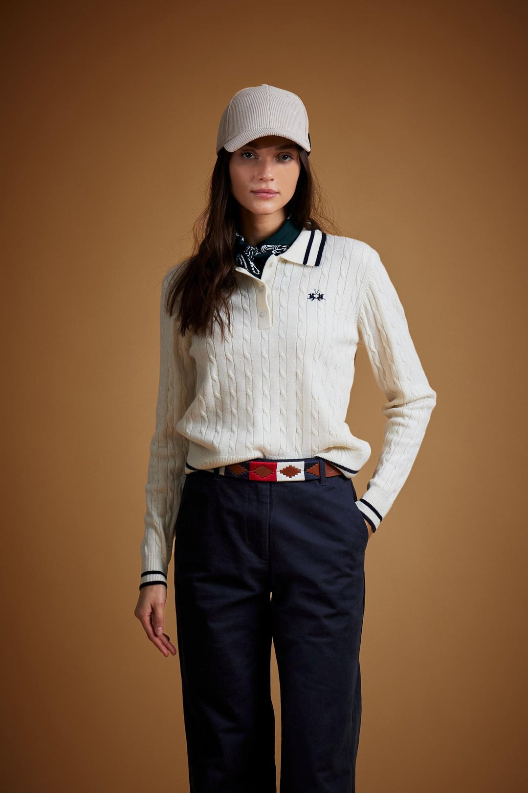 La Martina WDS019-YW148, Bianco antico, vista frontale indossato da un modello