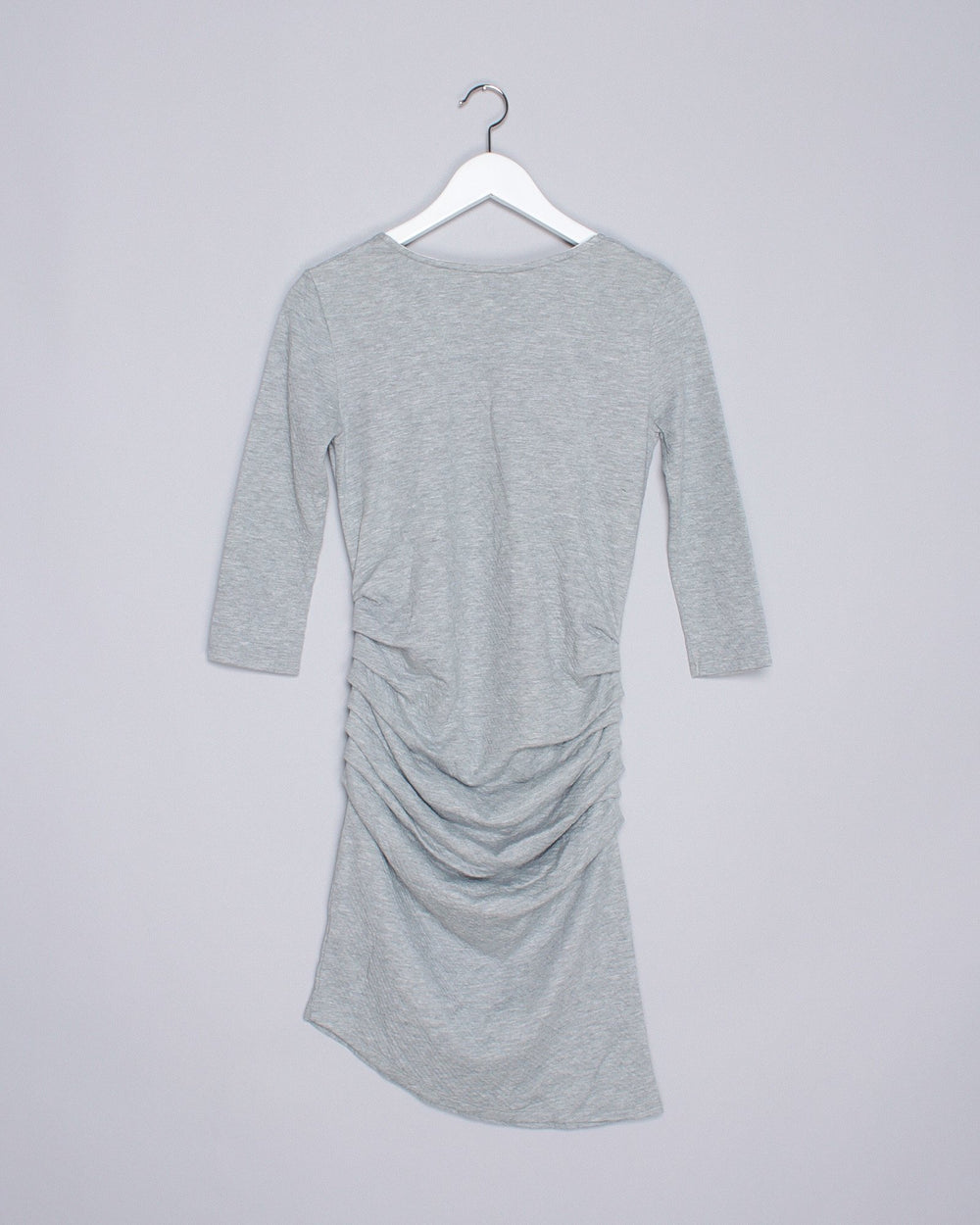 Prim I Am Kleid: HELLGRAU – Lifestyle-Ansicht