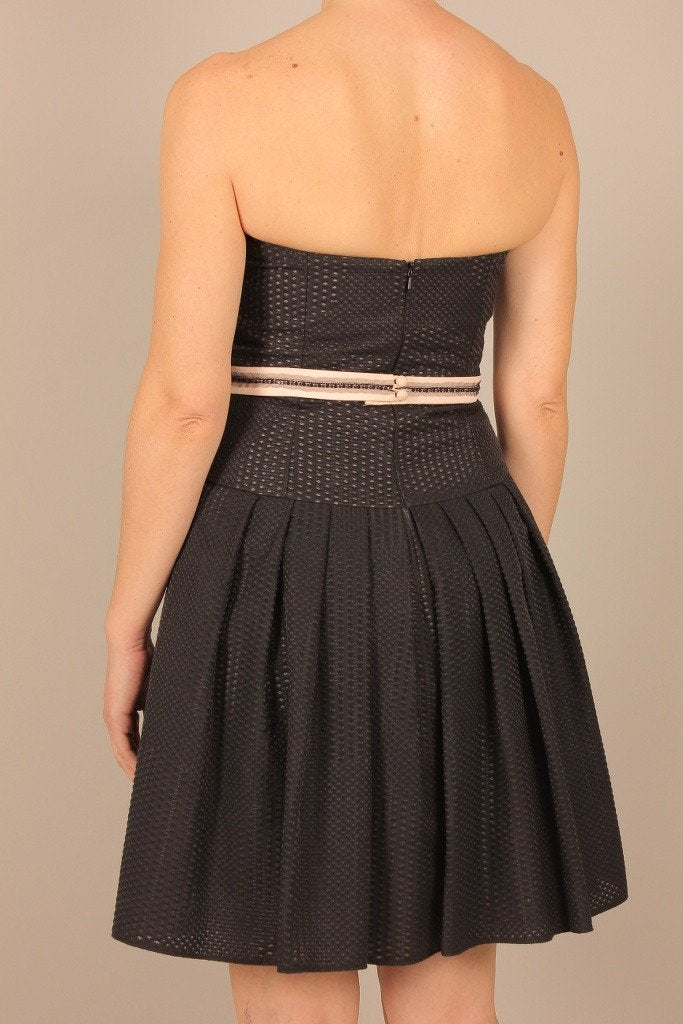 Kleid von Linea Raffaelli: SCHWARZ – Lifestyle-Ansicht