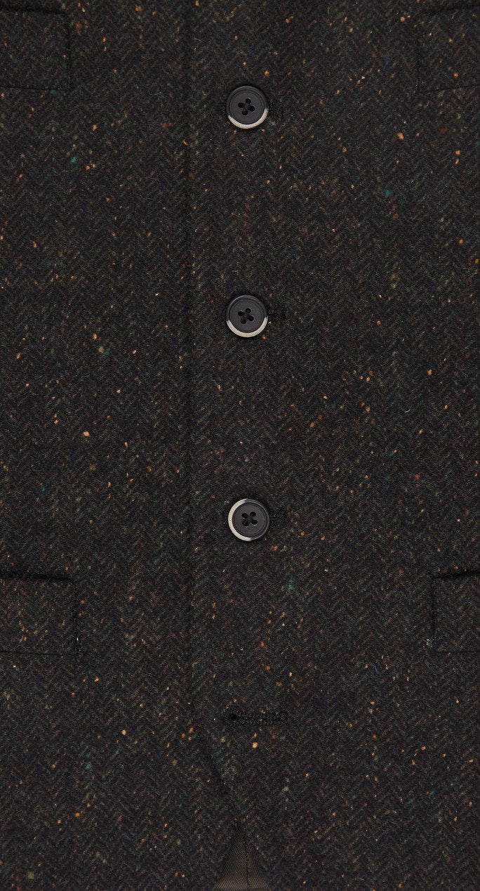 Van Gils Waistcoat Zodeo in GREEN – lifestyle view