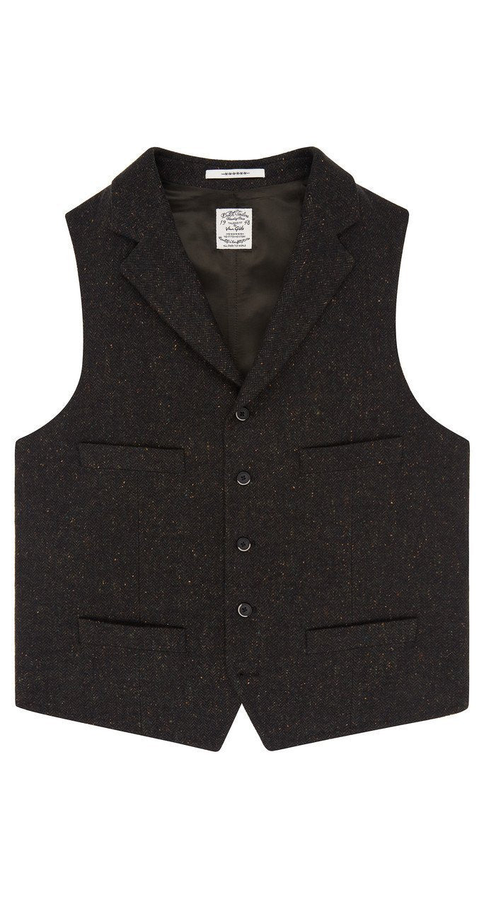 Van Gils Waistcoat Zodeo in GREEN – lifestyle view