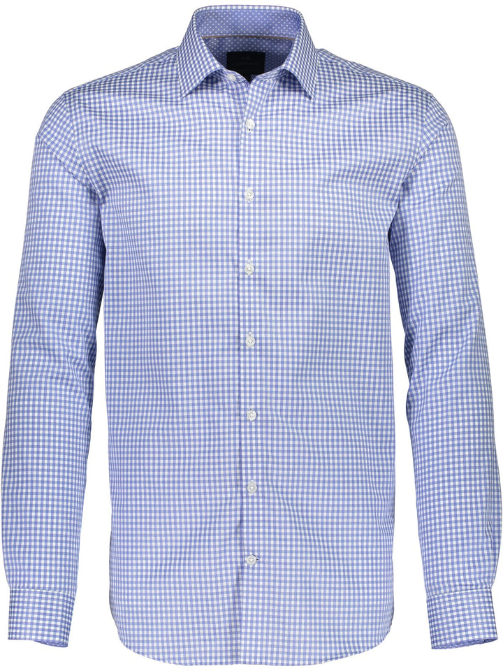 Lindbergh Shirt Classic in Blue – lifestyle view