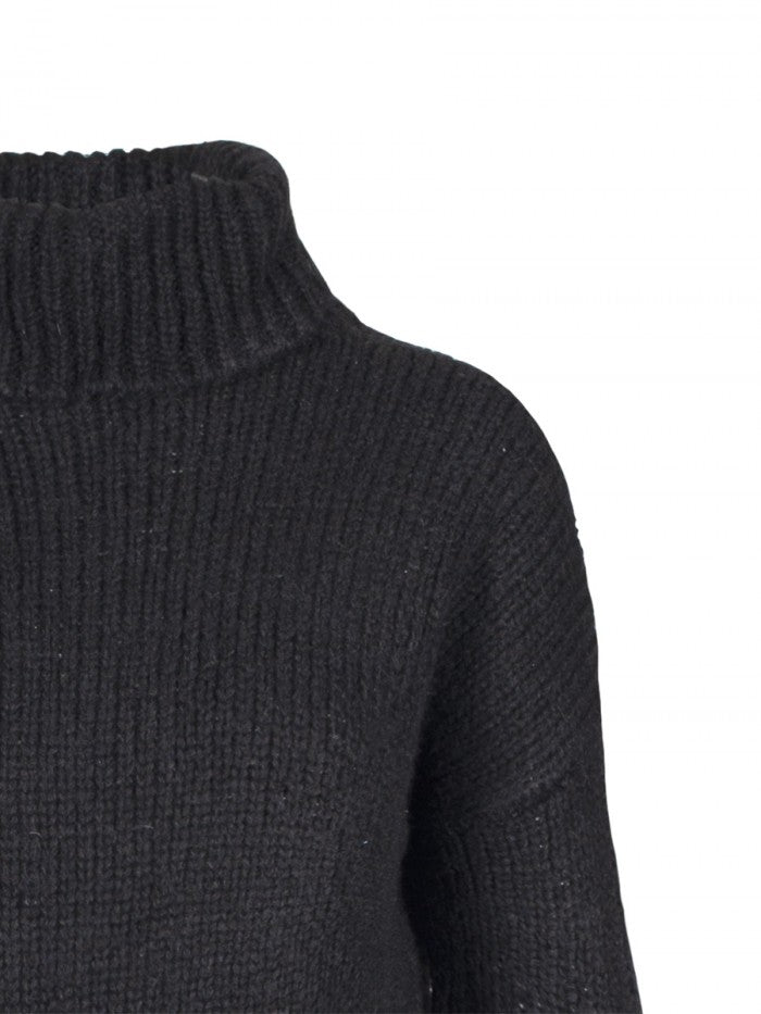 Maglione Anonyme con collo a giro: Nero – vista lifestyle