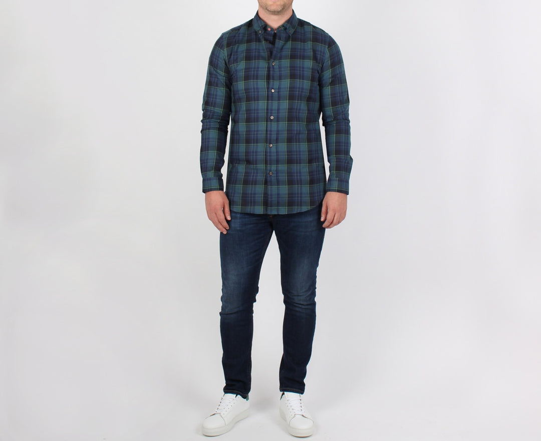 Paul Smith Shirt Checked Tailored Fit in Green / Blue – lifestyle view