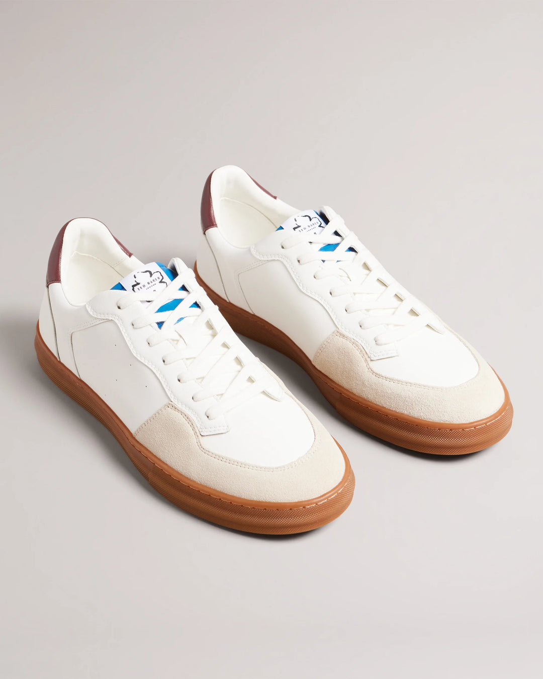 Zapatillas de piel y ante Barkerl de Ted Baker: Blanco – vista lateral