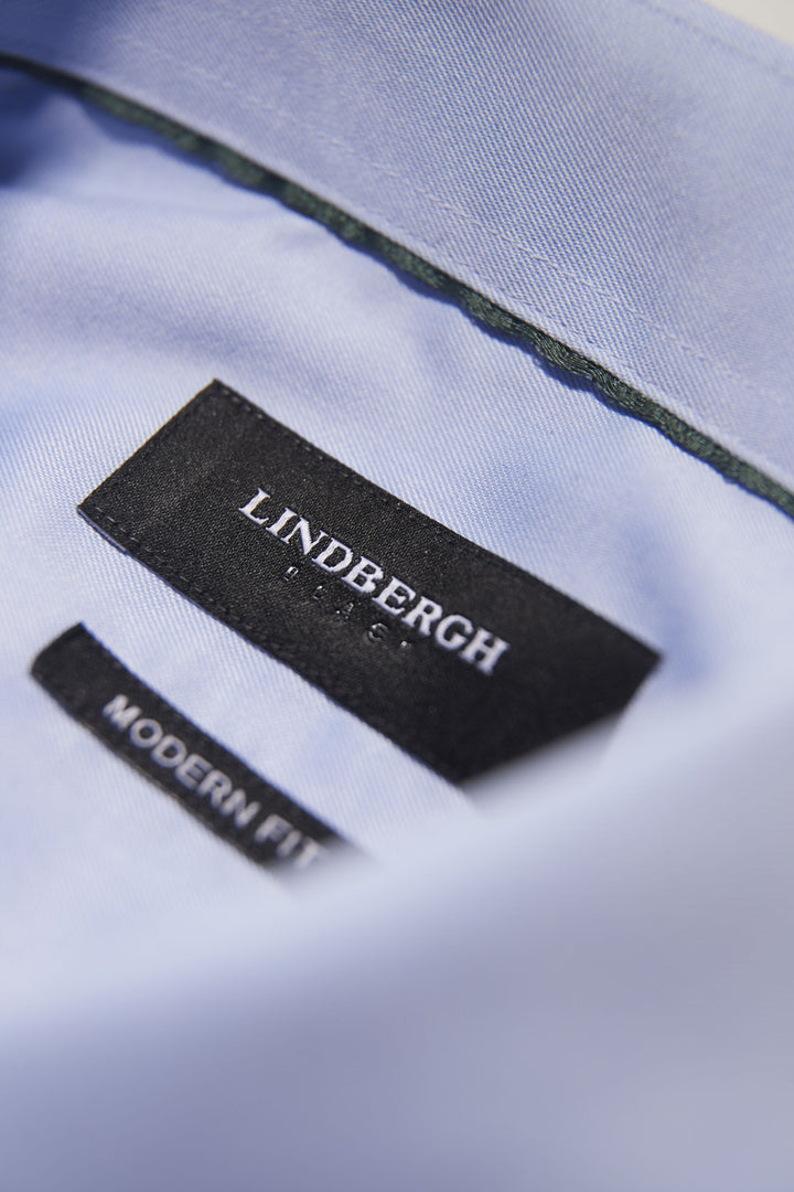 Camisa Lindbergh lisa de sarga fina, que no necesita Non: Azul claro – vista alternativa