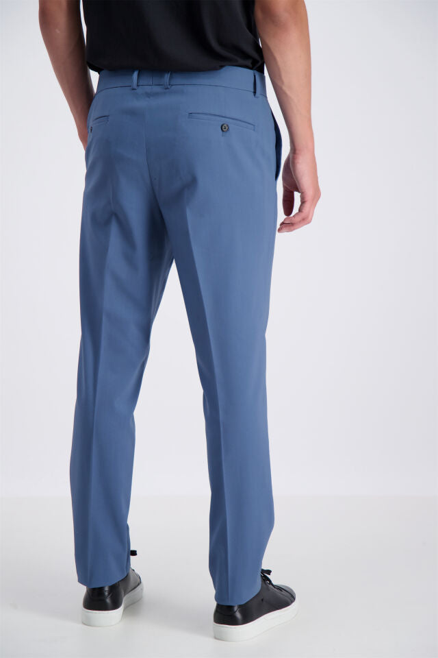Traje liso Lindbergh de corte entallado: Azul cielo – vista trasera