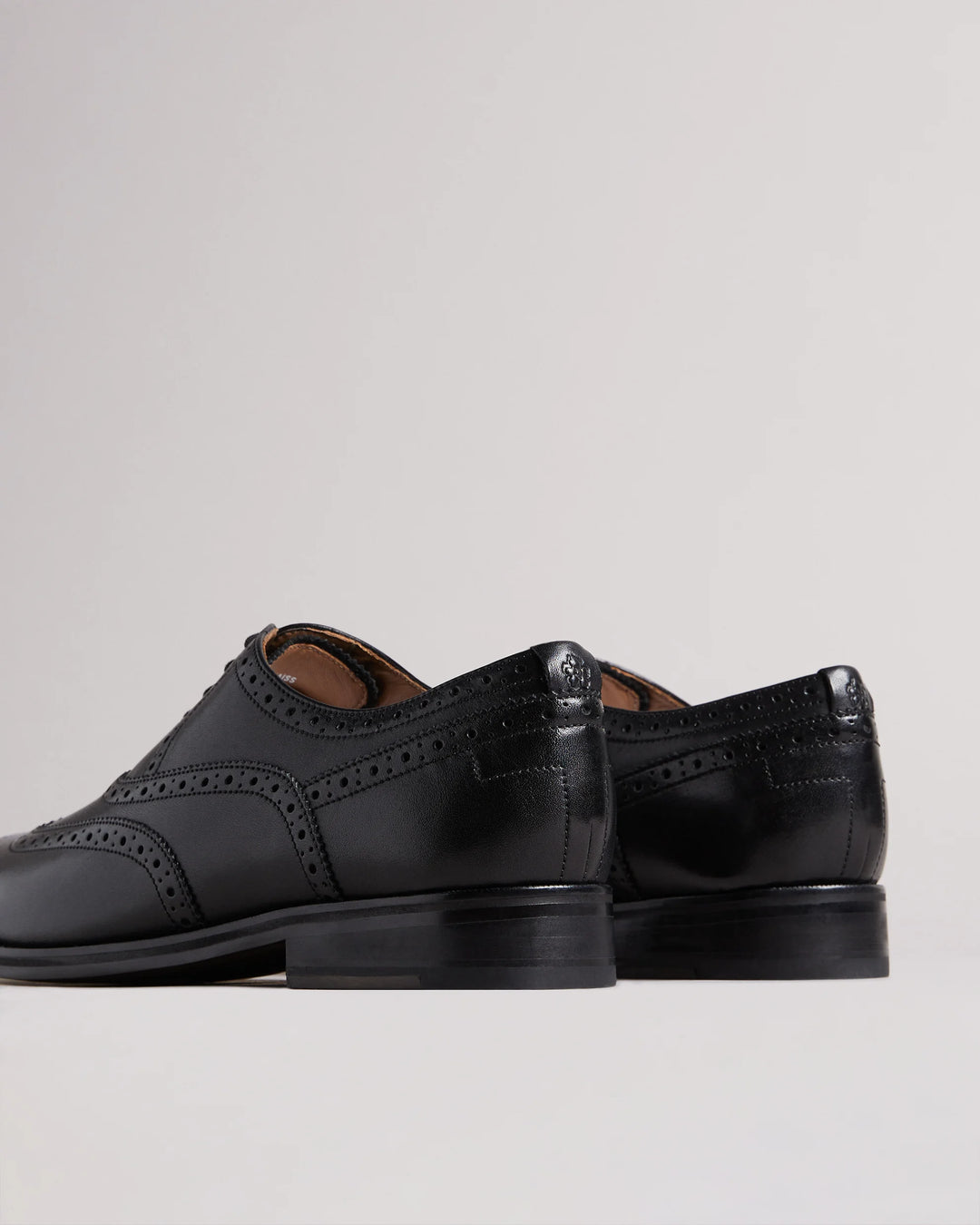 Ted Baker Amaiss Επίσημα Δερμάτινα Brogue Υποδήματα | Μαύρο